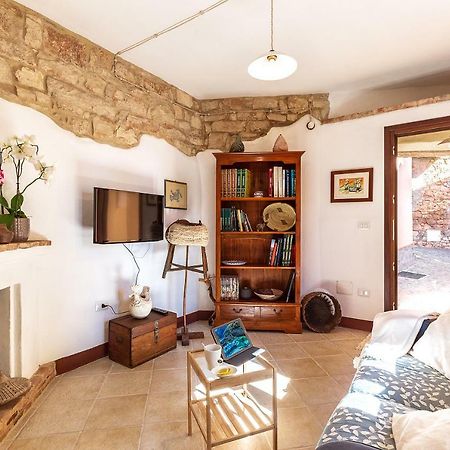Domu Ala - Bynos Homes Baunei Dış mekan fotoğraf